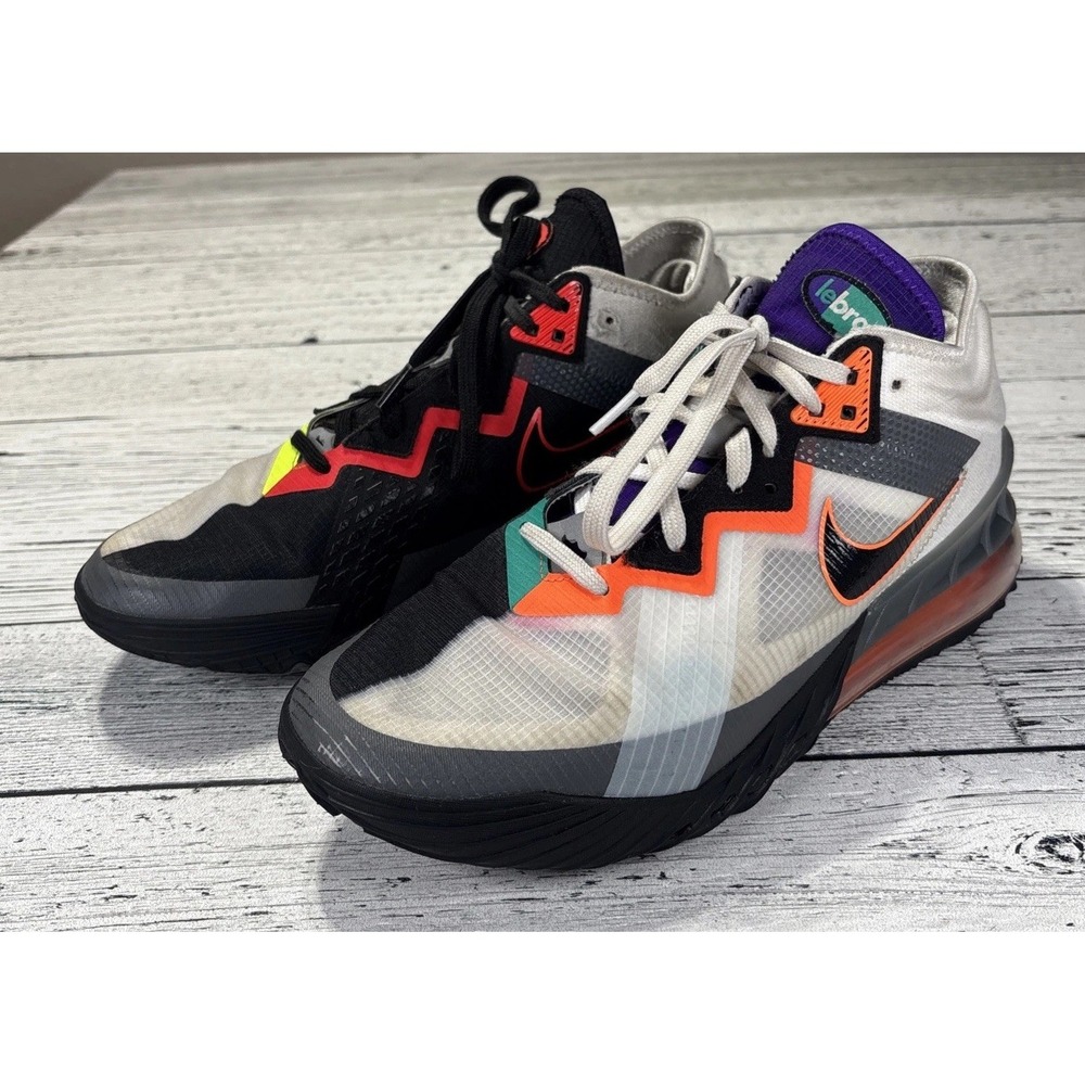 Size 9 Men's - Nike LeBron 18 Low Air Max 95 Greedy‎
